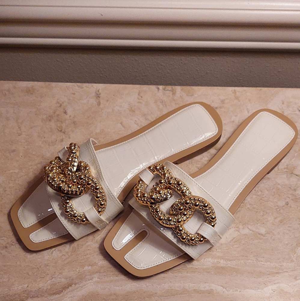 Women's Sandals White And Gold 39